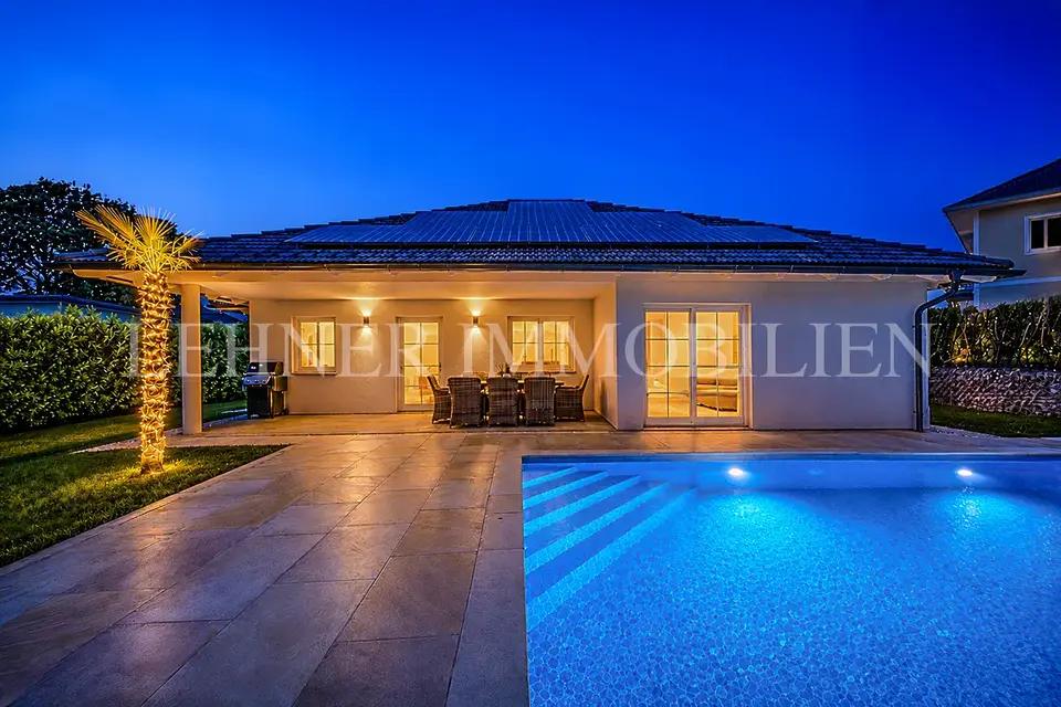 * MELLACH * EINZIEHEN UND GENIESSEN: BUNGALOW MIT SWIMMINGPOOL IN RUHIGER LAGE *