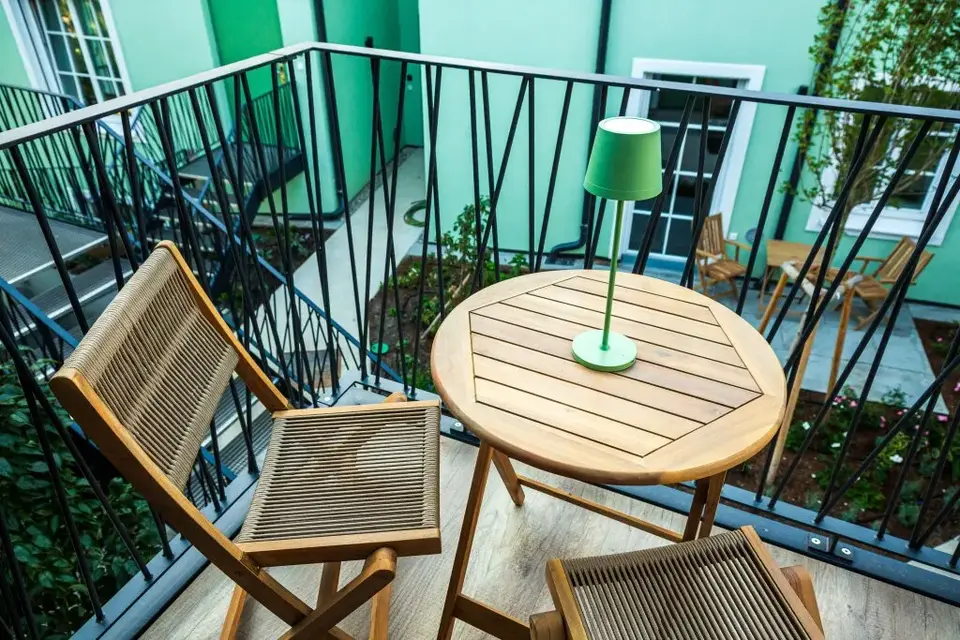 Serviced Apartment with Terrace in a Green Setting - Pötzleinsdorf (04)